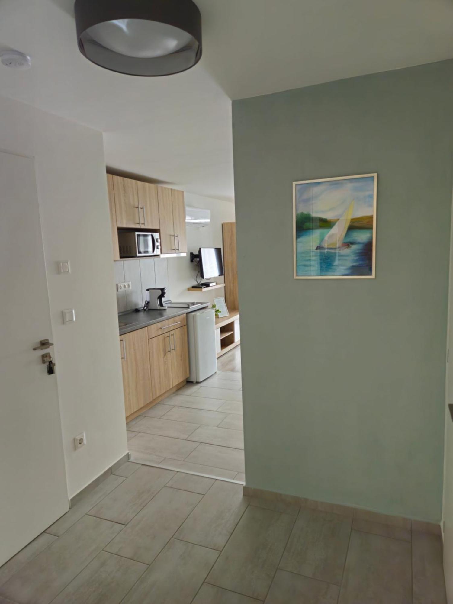 Eva Apartman ヘーヴィーズ エクステリア 写真